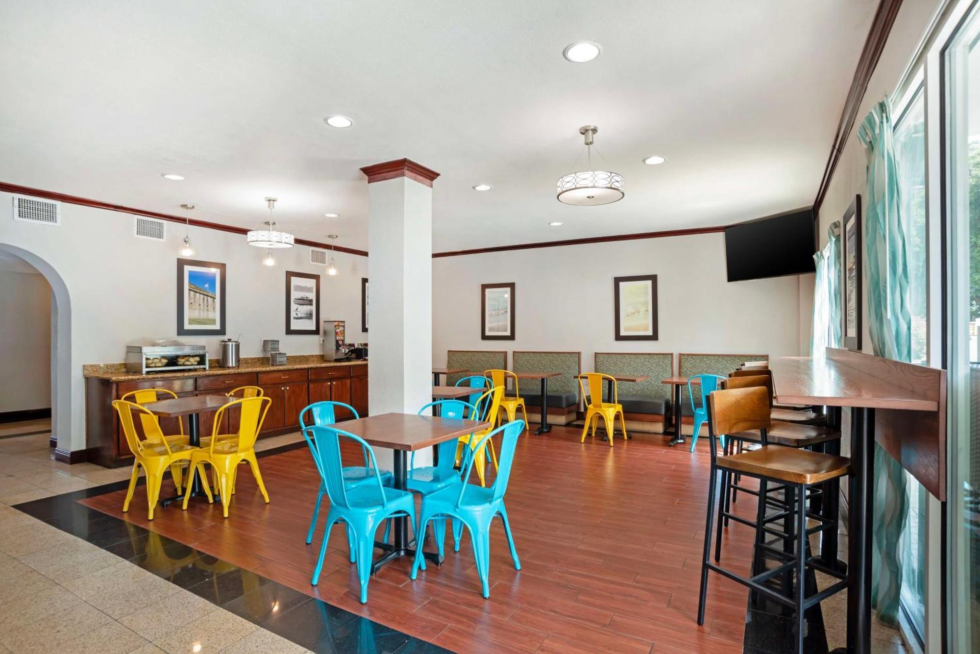 Best Western Plus Blue Angel Inn Pensacola Eksteriør billede
